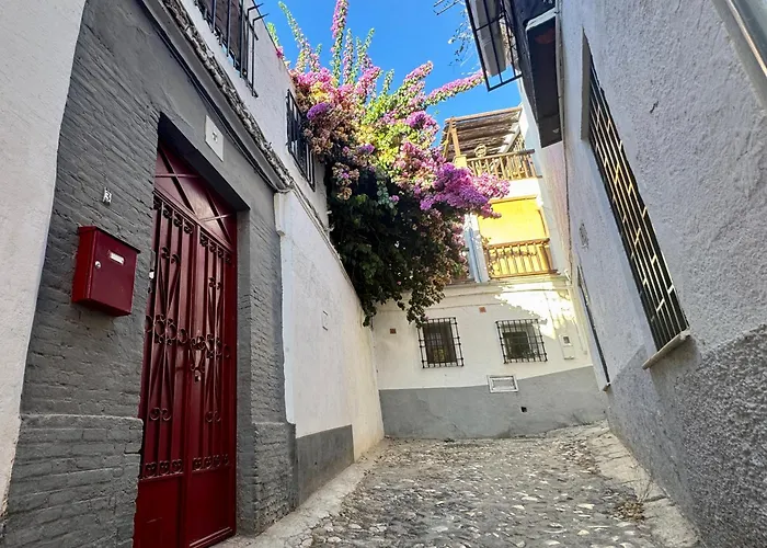 Casa Albaicin 1 *